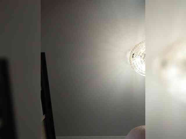 Lilya18 webcam