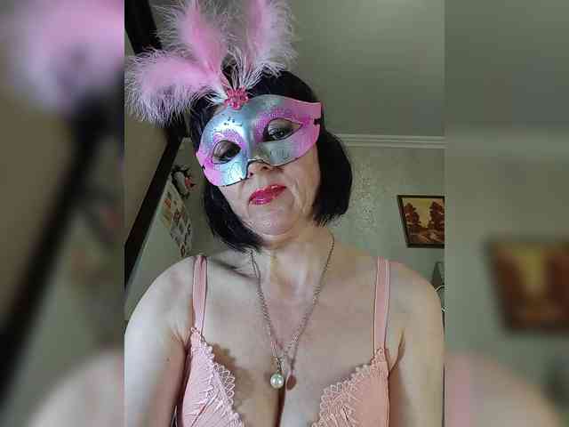 Lilya18 webcam