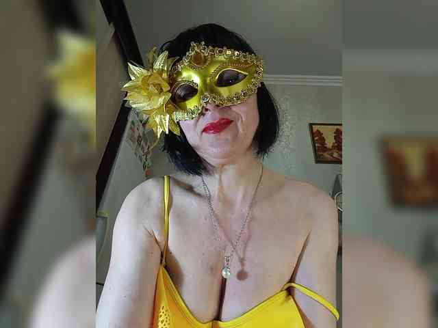 Lilya18 webcam