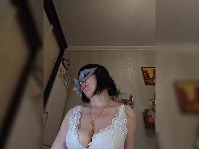 Lilya18 webcam