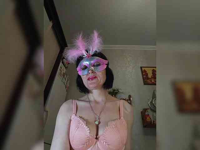 Lilya18 webcam