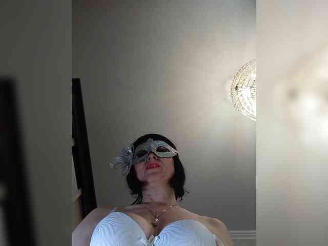 Lilya18 webcam