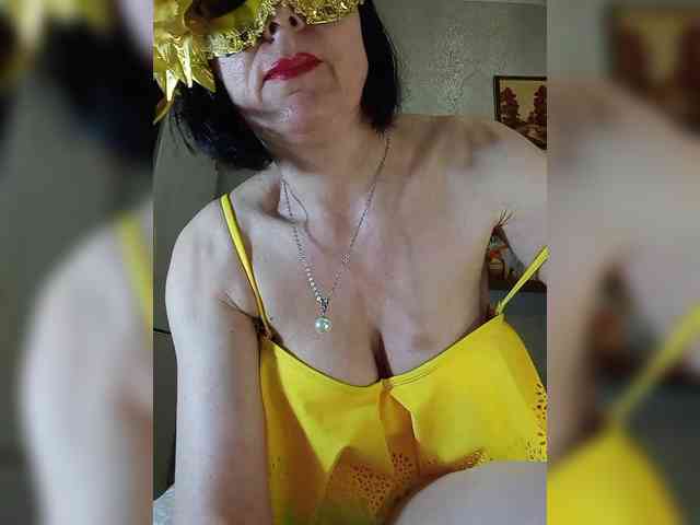 Lilya18 webcam
