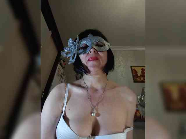 Lilya18 webcam