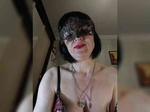 Lilya18 webcam
