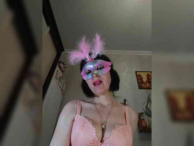 Lilya18 webcam