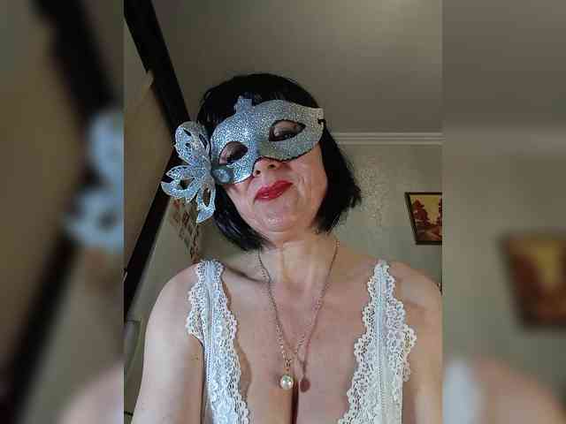 Lilya18 webcam
