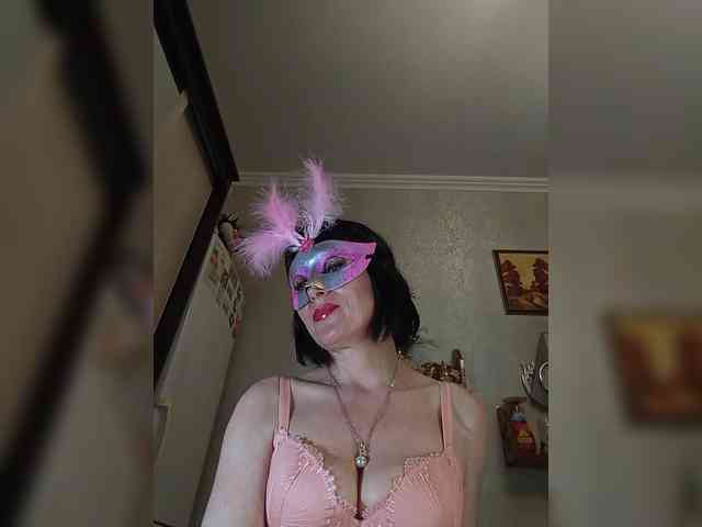 Lilya18 webcam