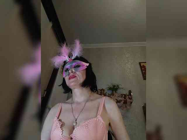 Lilya18 webcam