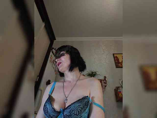 Lilya18 webcam