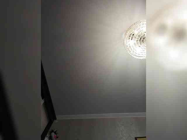 Lilya18 webcam