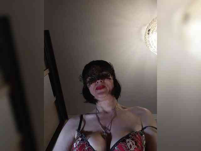 Lilya18 webcam