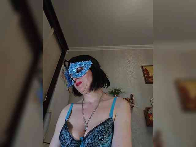 Lilya18 webcam