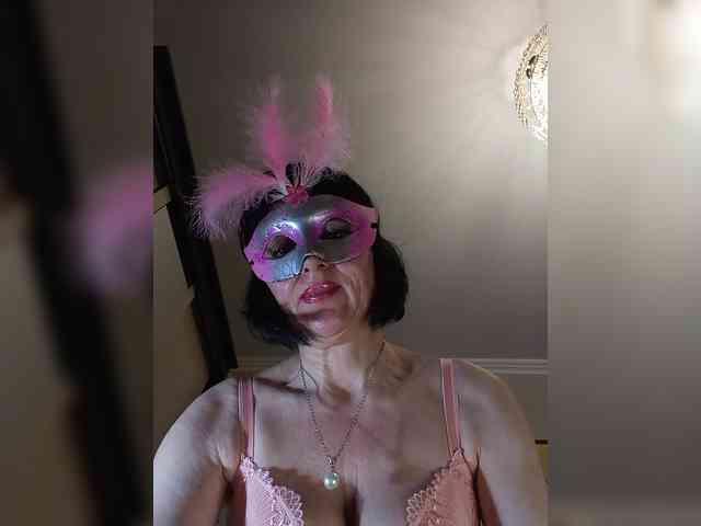 Lilya18 webcam