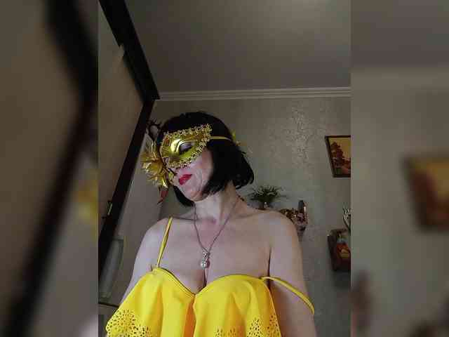 Lilya18 webcam