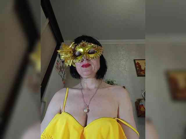 Lilya18 webcam