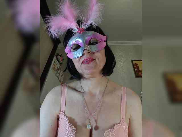 Lilya18 webcam
