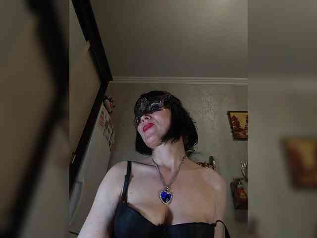 Lilya18 webcam