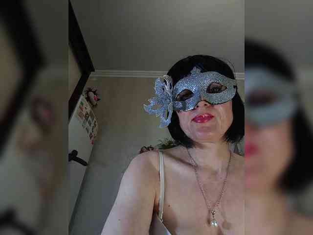 Lilya18 webcam
