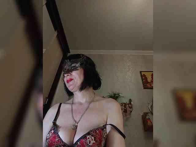 Lilya18 webcam