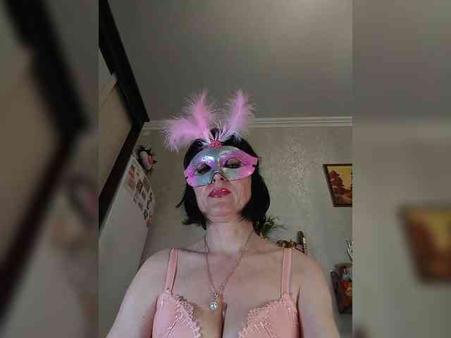 Lilya18 webcam