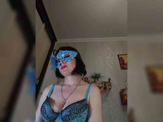 Lilya18 webcam