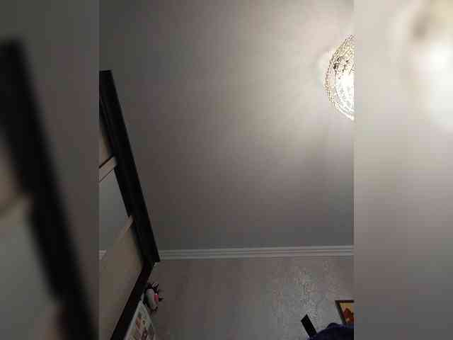 Lilya18 webcam