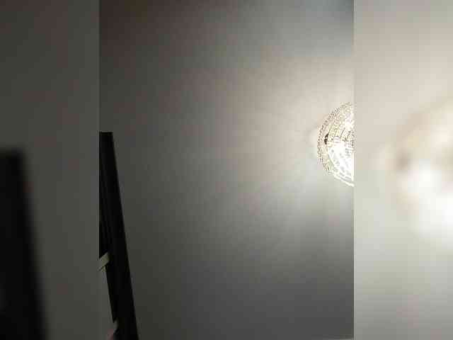 Lilya18 webcam