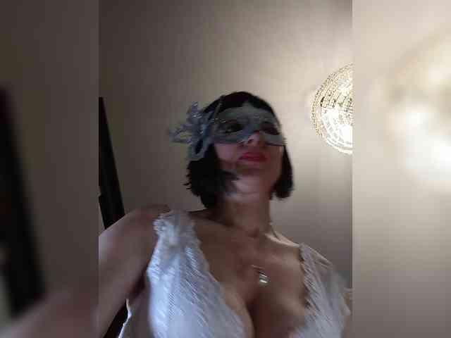 Lilya18 webcam