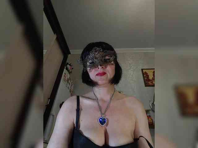 Lilya18 webcam