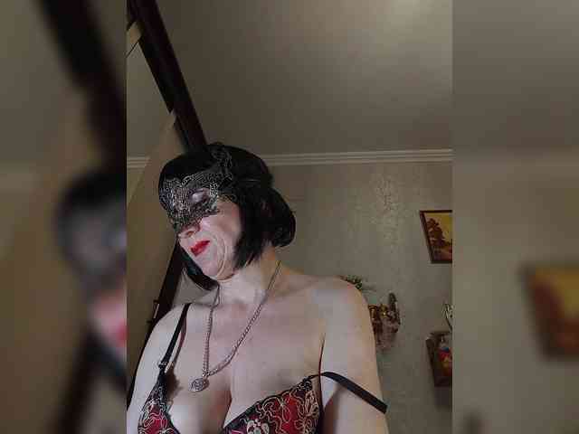 Lilya18 webcam