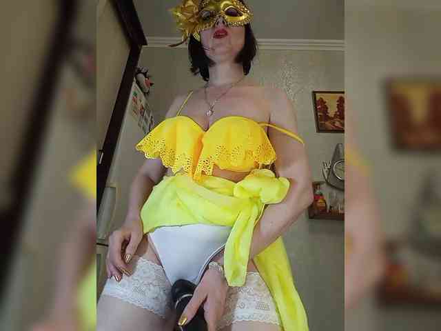 Lilya18 webcam