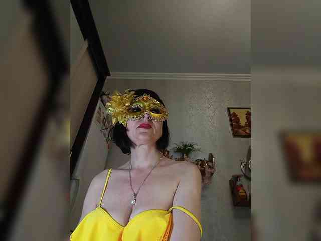 Lilya18 webcam