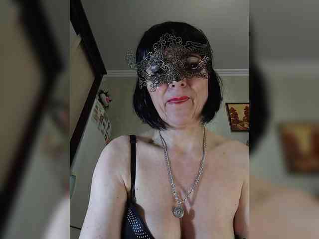 Lilya18 webcam