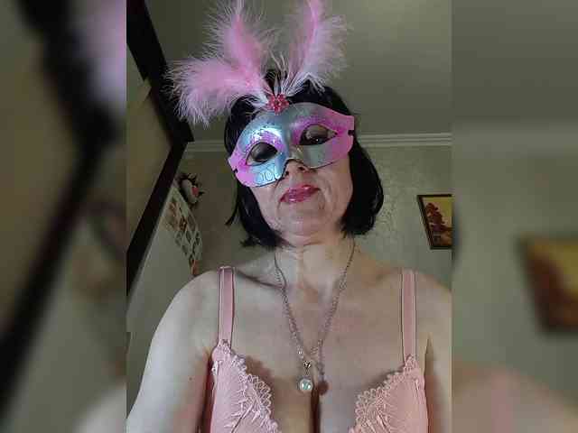 Lilya18 webcam