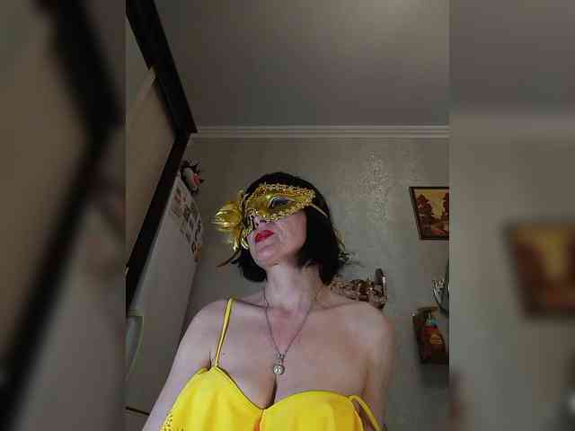 Lilya18 webcam