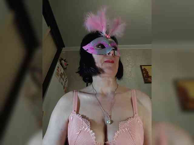 Lilya18 webcam
