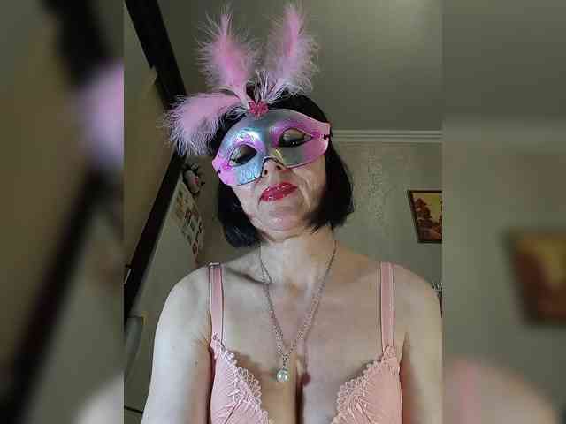 Lilya18 webcam
