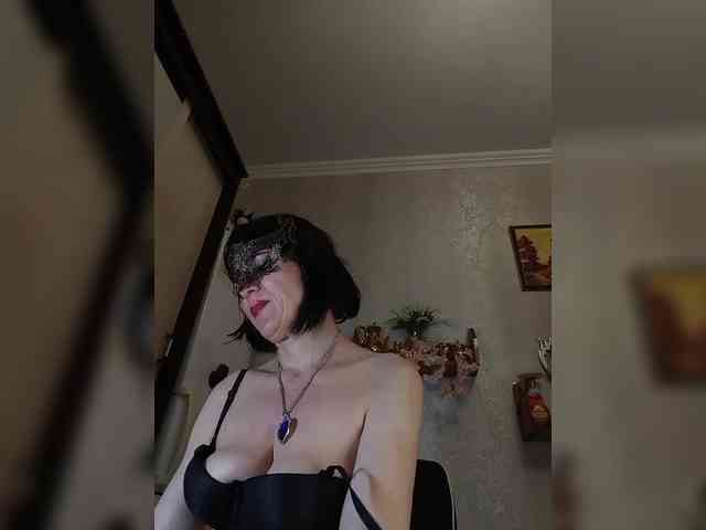 Lilya18 webcam