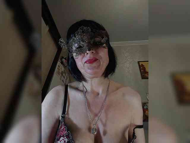 Lilya18 webcam