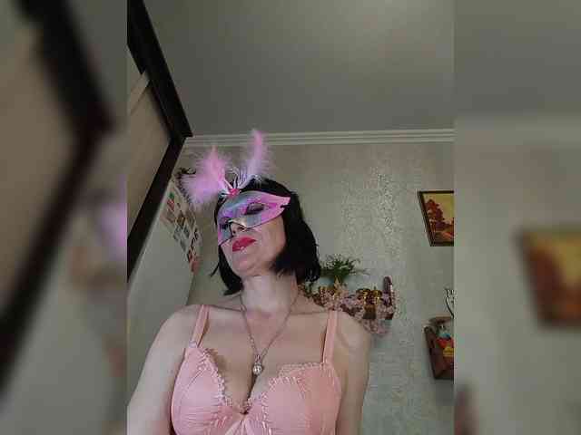 Lilya18 webcam