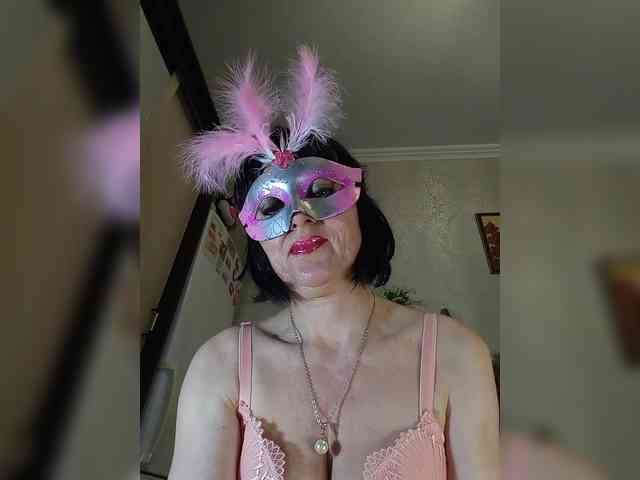 Lilya18 webcam