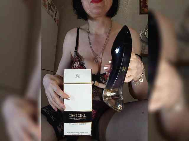 Lilya18 webcam