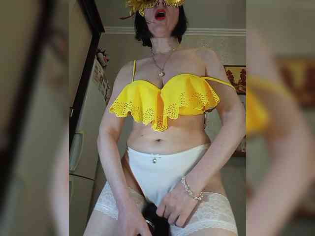 Lilya18 webcam