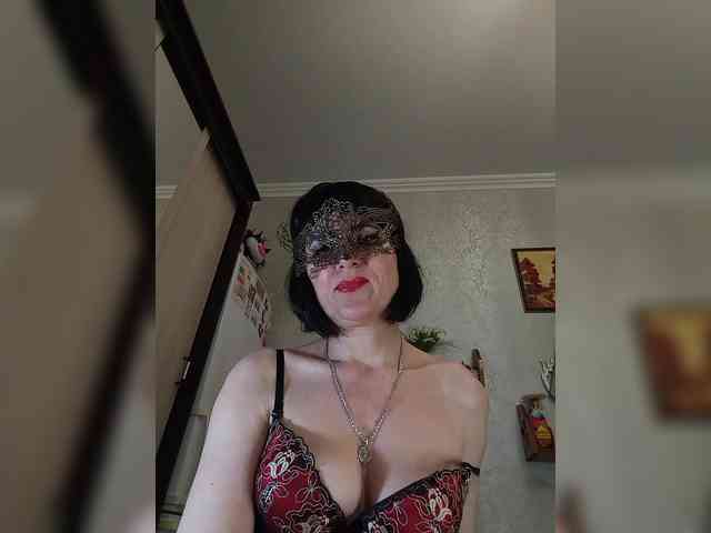 Lilya18 webcam