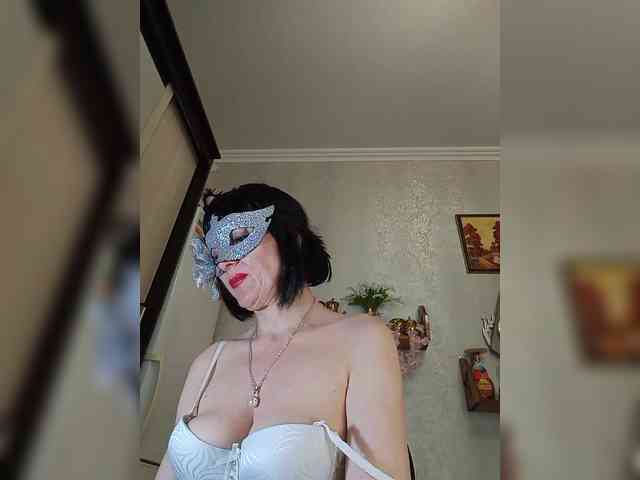 Lilya18 webcam