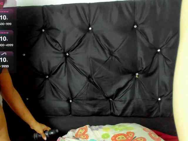 SELENASTON webcam