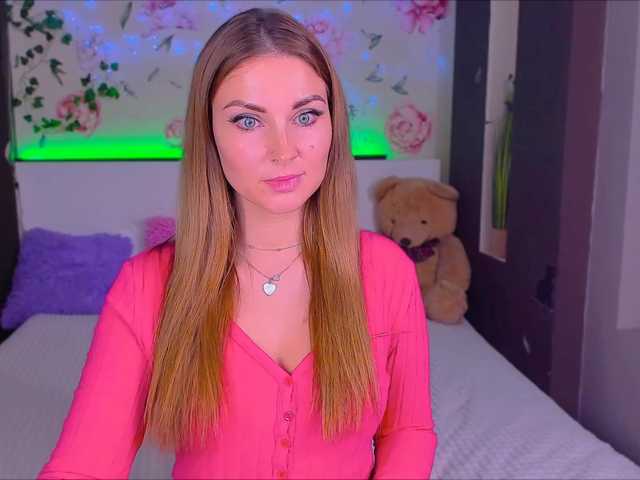 Alisee123's BongaCams show and profile