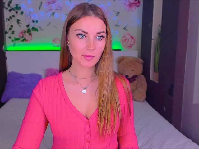 Alisee123's BongaCams show and profile