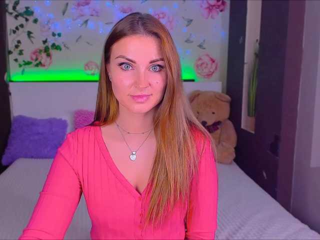 Alisee123's BongaCams show and profile